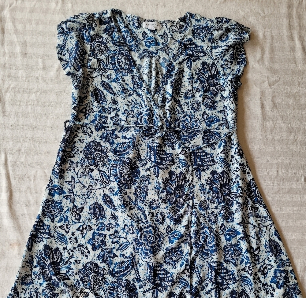 VELVE Womens Floral Blue and White Dress Size M